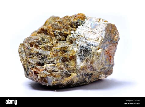  Sphalerite: Unlocking the Power of Zinc for Modern Industries!